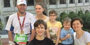 Rodzice Marysi: Adopcja to nie „osiągnięcie”. To miłość [reportaż]