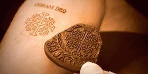 Por que há 700 anos existe a tradição de tatuar cristãos em Jerusalém?
