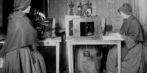 Vatican mystery solved: An old photo identifies 4 nuns who cataloged half a million stars