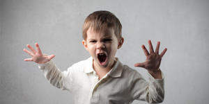 ¿Qué hacer cuando un niño empieza a llorar en misa?