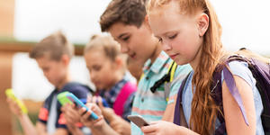 6 Pre-smartphone skills your child needs now (Photo gallery)