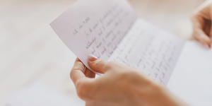 ¿A qué sabe una carta manuscrita?