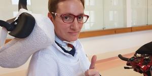 Sara Ahlin Doljak: Zaradi bolezni ne more govoriti, a je še vedno uspešna odvetnica