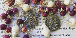How to pray the Rosary of St. Joseph