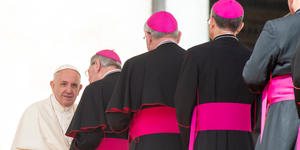 Pope speaks with Italian bishops about homosexuality in seminaries