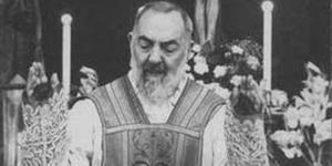 Le sensazioni dolorosissime provate da Padre Pio durante la messa