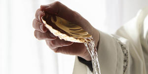 Renew your baptismal promises with this morning prayer