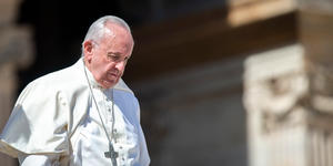 Guerre en Ukraine : le drapeau blanc du Pape