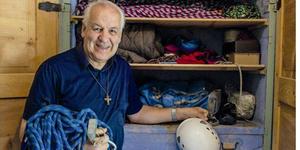 Don Erminio Vanzetta, le prêtre alpiniste qui sauve les âmes et les corps
