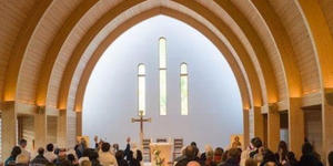 Dissolution de la communauté du Verbe de Vie : quelles conséquences pastorales ?