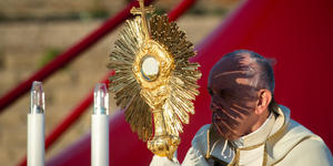 O Papa não celebrará a Missa de Corpus Christi
