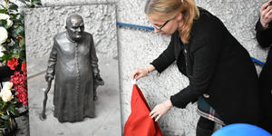 We Wrocławiu pojawił się nowy krasnal. Ksiądz-krasnal!