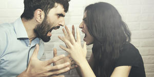 Exorcistas alertam: o diabo está cada vez mais visando o casamento