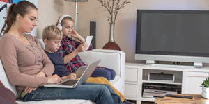 Como manter a internet segura para os seus filhos