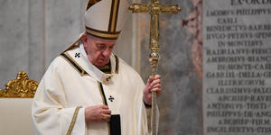 9 Searing ways Pope Francis speaks of war