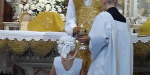 Le jour où Anne-Gabrielle Caron a fait sa première communion