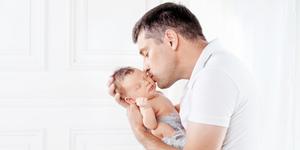 Para os papais: como criar um vínculo forte com o recém-nascido
