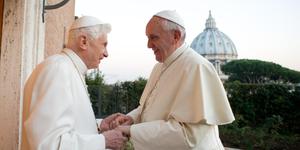 Benoît XVI « est un saint », assure le pape François 