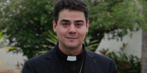 Padre Robson publica mensagem após mais de um ano de silêncio