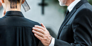 4 Catholic ways to mourn the victims of a tragedy