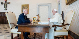 Pope meets with US President Biden