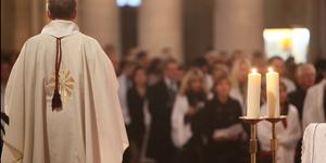 Les vêpres, la grande prière du soir de l’Église