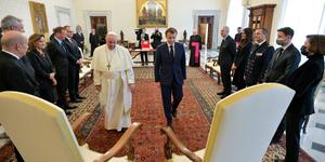 Emmanuel Macron et le pape François, une audience cordiale