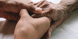 7 Tips for how to talk to a loved one who’s dying