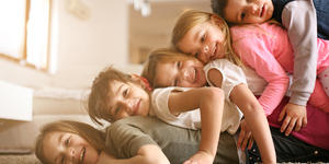 14 Things children from large families can relate to