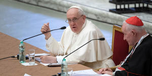 Papa Francisco: Sin amigos y sin oración el celibato puede convertirse en un peso