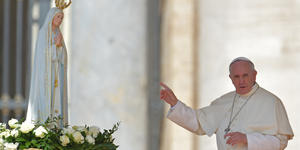 Pope invites bishops of world to join in consecration of Russia to Our Lady