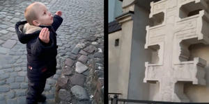 El vídeo de un niño que canta ante una Cruz en Ucrania se vuelve viral
