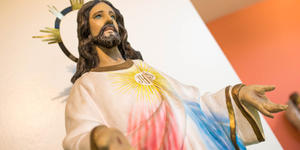 Por qué deberías intentar rezar una coronilla de la Divina Misericordia