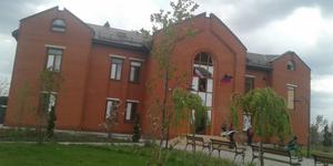 I russi sfrattano i padri paolini dal monastero di Mariupol