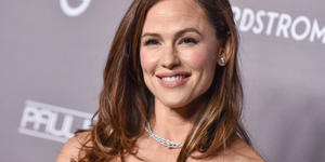 Jennifer Garner z mamo obiskala kuhinjo iz otroštva in ob tem delila dragoceno spoznanje
