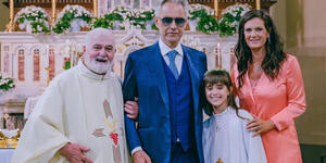 La hermosa carta que Bocelli y su esposa escribieron a su hija en su Primera Comunión