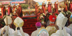 Exclusive photos: India’s joyous celebration of the canonization of lay martyr St. Devasahayam