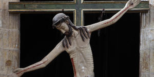 The legendary Christ of Toledo and its unusual pose