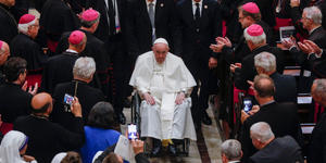 Franciszek do duchownych: Trzeba znaleźć nowe sposoby głoszenia istoty Ewangelii [Kanada]