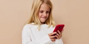 Faut-il donner un smartphone à un enfant qui entre en 6ème ?