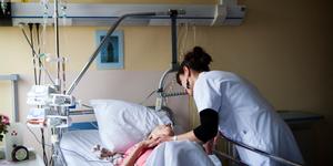 Fin de vie : des députés appellent à dissocier du texte de loi soins palliatifs et aide à mourir