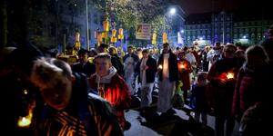 W tej procesji co roku idą Kolbe, Ojciec Pio i Matka Teresa [galeria]
