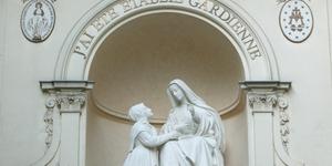 Neuvaine à Notre Dame de la Médaille Miraculeuse : “Venez au pied de cet autel” (jour 1)