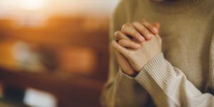 Una oración para dar gracias por el año que termina