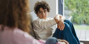 Qué 10 cosas deben evitar los padres a medida que los hijos crecen