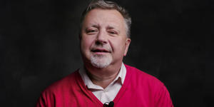 Święta z „wujkiem Zenkiem”? I dlaczego tak trudno spotkać Boga w Boże Narodzenie? [dk. Marcin Gajda]