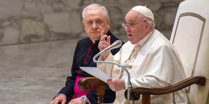 Benoît XVI : des “Santo subito” entendus à l’audience générale