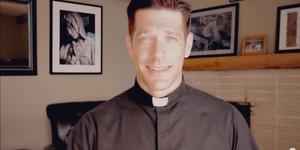 Fr. Mike Schmitz’s Confession guide will prepare you for Lent