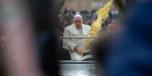 8 Classic prayers to use during Holy Week