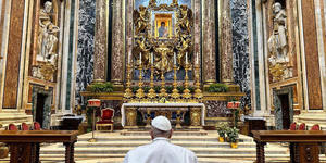 Pope watches “miracle of the snow” in St. Mary Major